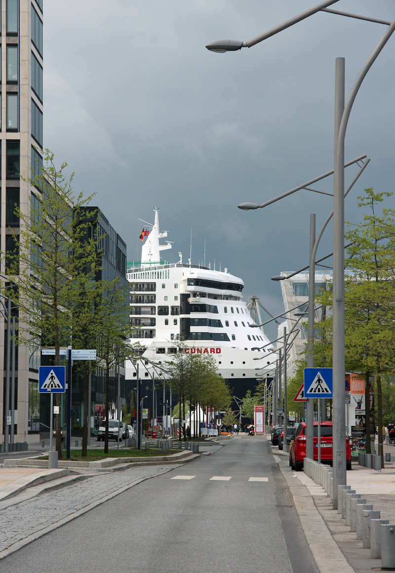 Queen Mary 2